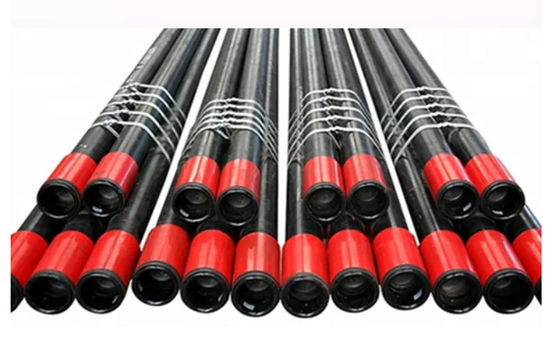 質  Hot Rolled API 5CT Tubing Round Section Shape For Petrol / Gas Transportation 工場