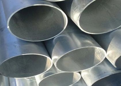切断サービスと耐久性のある高温耐性ガルバン化シームレス鋼管