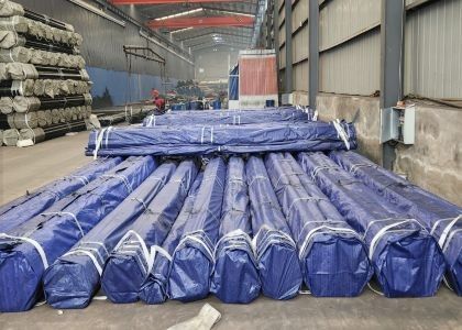 5.8m/6m/12m/特殊長さ API 5L GRB 縫合のない鋼管の切断