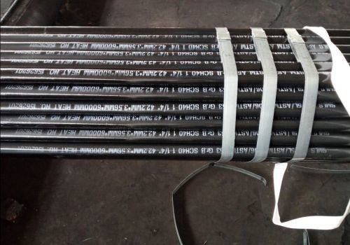 ASTM A53 グレード B ERW ブラック塗装の鋼管