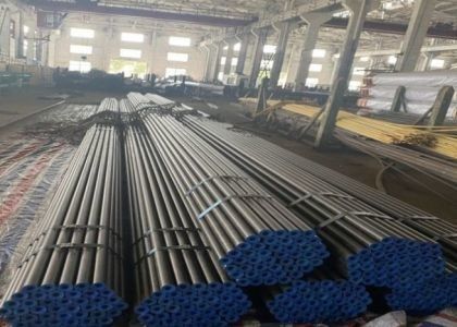 ASTM A210 熱交換器 鉄管 パーソナライズされた外径 DIN 証明書