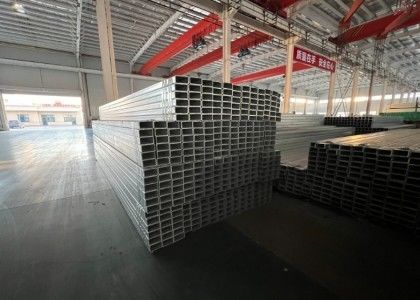 太陽光構造部品および建設用内径1-20mmの6m長鉄管状プロファイル