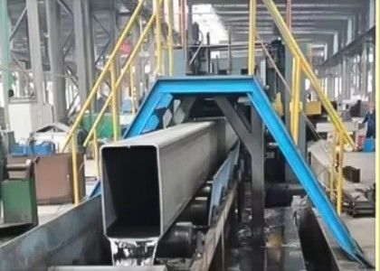 ASTM EN,BS,JIS 構造パイプ 表面塗装付きの鋼管管状セクション