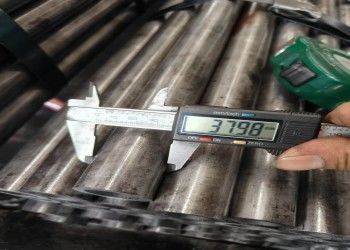 防腐オイル 炭素鋼管 ASTM A106 ± 5% 許容度