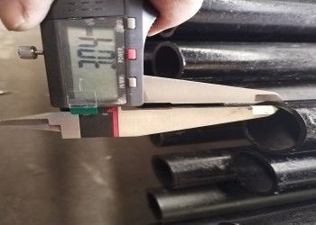 ASTM A106 シームレス鋼管 熱間圧延 0.2-100mm