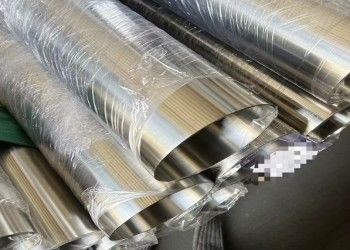 優れた溶接性と良好な成形性を備えた建設プロジェクト用321グレードステンレス鋼管