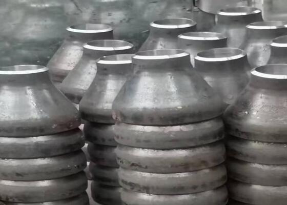 耐腐蝕性が高いWPBグレードの鋼管フィッティングと様々な産業のためのOEMカスタマイズ